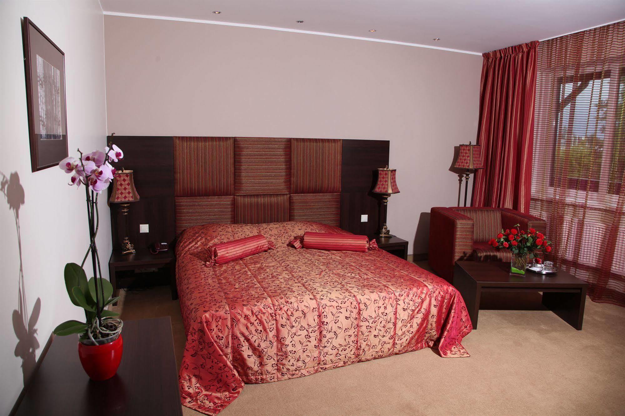 Rixwell Segevold 4*